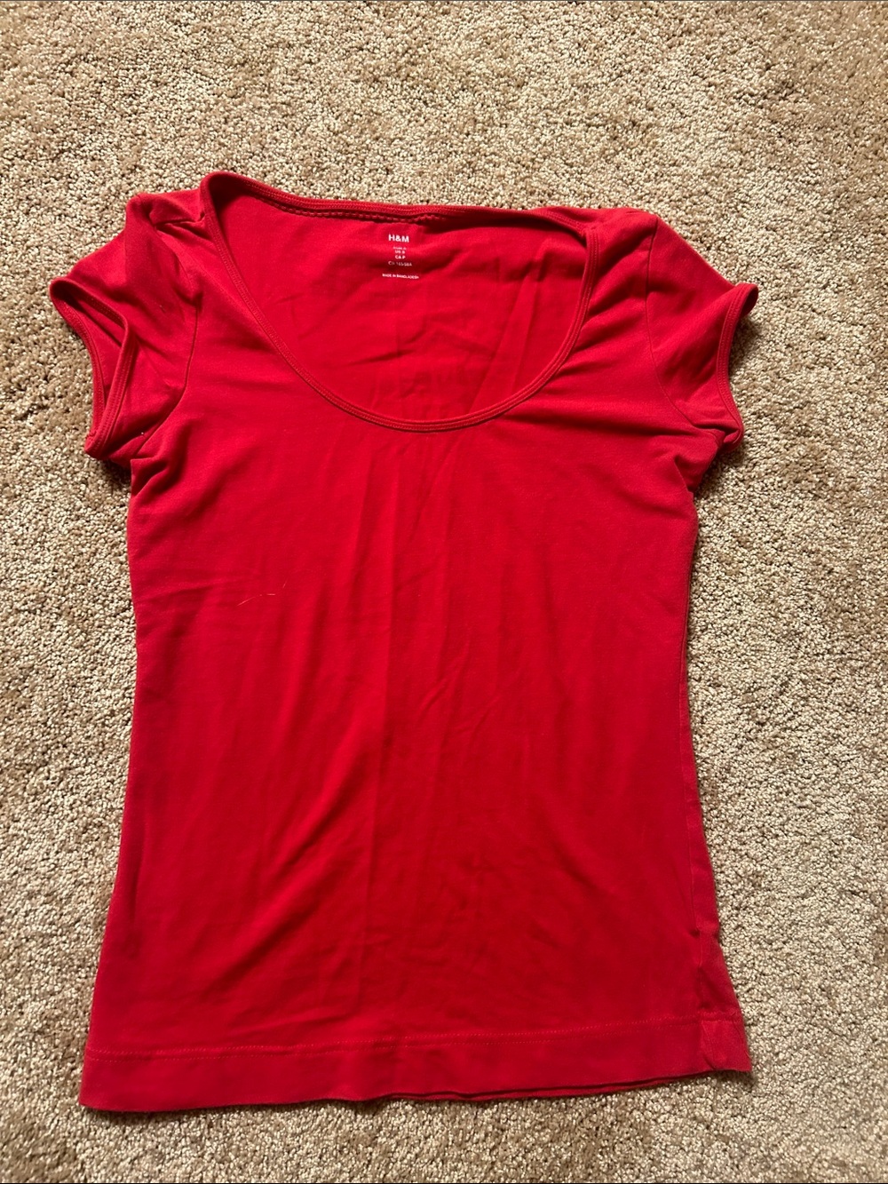 H&M Red Scoop Neck Short Sleeve Tee